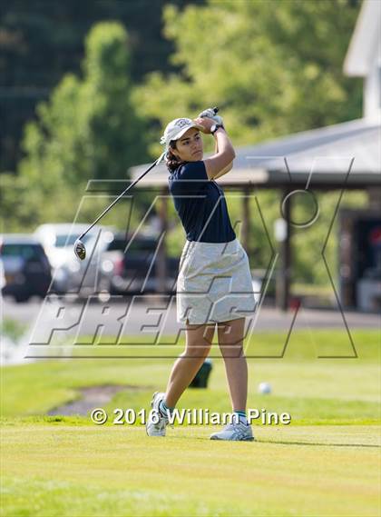Thumbnail 3 in Section 9 Championship (Day 2) photogallery.