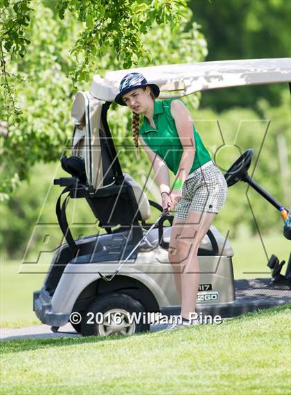 Thumbnail 1 in Section 9 Championship (Day 2) photogallery.