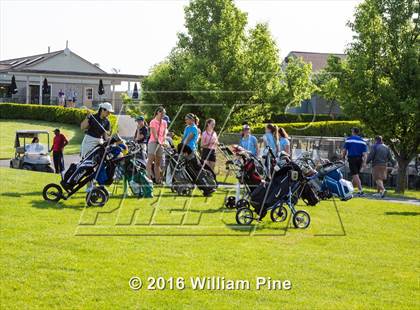 Thumbnail 3 in Section 9 Championship (Day 2) photogallery.