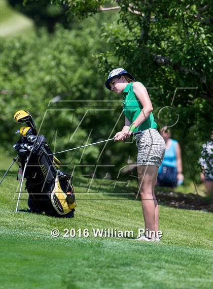 Thumbnail 3 in Section 9 Championship (Day 2) photogallery.