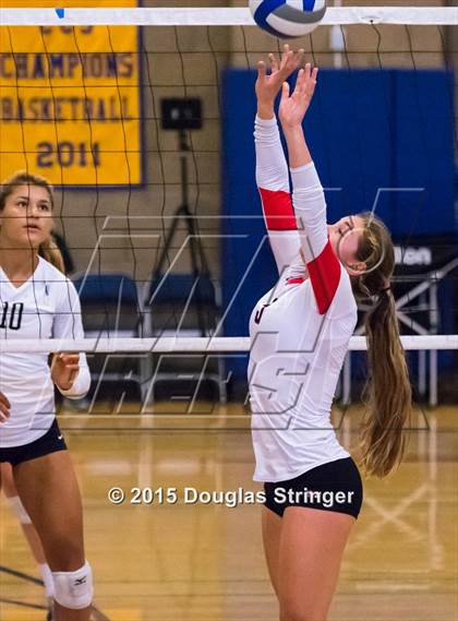 Thumbnail 3 in Redwood vs. Archbishop Mitty (Presentation Panther Challenge) photogallery.