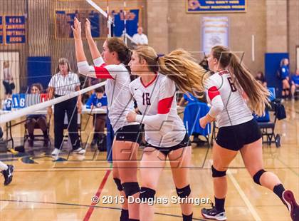 Thumbnail 3 in Redwood vs. Archbishop Mitty (Presentation Panther Challenge) photogallery.