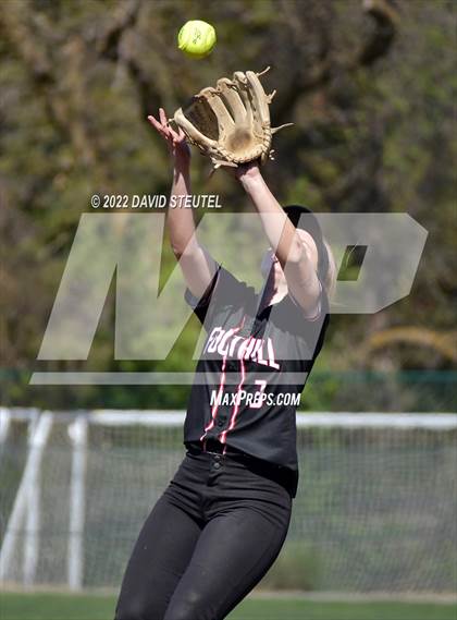 Thumbnail 2 in Foothill vs. Lassen (Pleasant Valley Tournament) photogallery.