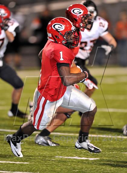 Thumbnail 2 in Gainesville vs. Gladewater (UIL 3A Regional Semifinal) photogallery.