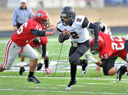 Thumbnail 2 in Gainesville vs. Gladewater (UIL 3A Regional Semifinal) photogallery.