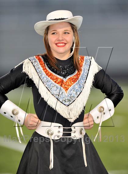 Thumbnail 1 in Gainesville vs. Gladewater (UIL 3A Regional Semifinal) photogallery.