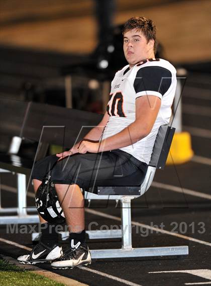Thumbnail 3 in Gainesville vs. Gladewater (UIL 3A Regional Semifinal) photogallery.