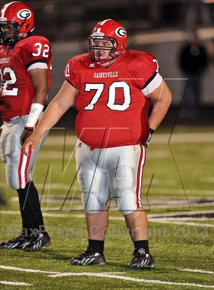 Thumbnail 3 in Gainesville vs. Gladewater (UIL 3A Regional Semifinal) photogallery.