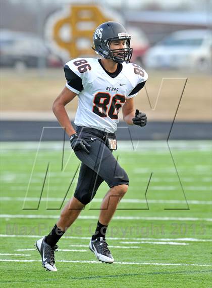 Thumbnail 3 in Gainesville vs. Gladewater (UIL 3A Regional Semifinal) photogallery.