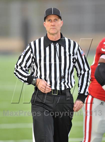 Thumbnail 1 in Gainesville vs. Gladewater (UIL 3A Regional Semifinal) photogallery.