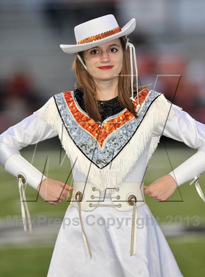 Thumbnail 1 in Gainesville vs. Gladewater (UIL 3A Regional Semifinal) photogallery.