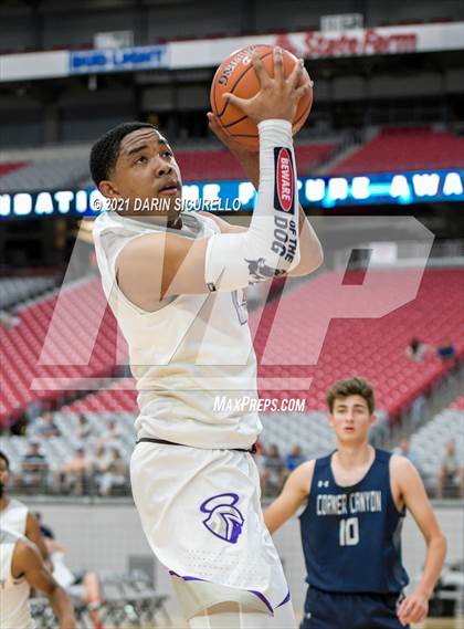 Thumbnail 2 in Corner Canyon vs St. Anthony (Section 7 Arizona Tournament) photogallery.