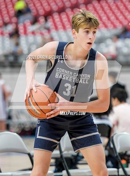 Thumbnail 1 in Corner Canyon vs St. Anthony (Section 7 Arizona Tournament) photogallery.