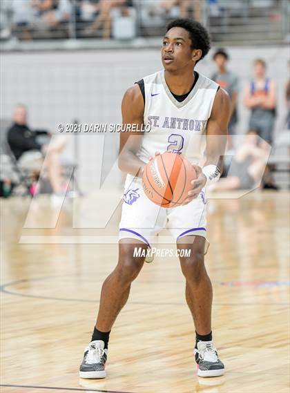 Thumbnail 2 in Corner Canyon vs St. Anthony (Section 7 Arizona Tournament) photogallery.