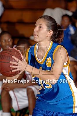 Thumbnail 1 in 2006 Inland Valley All-Star Girls Basketball Game photogallery.