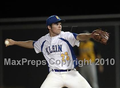 Thumbnail 3 in Stony Point vs Klein (Texas 5A Region II Playoffs) photogallery.