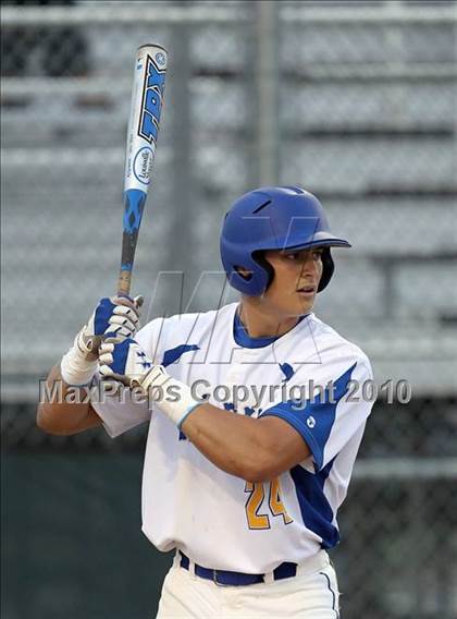 Thumbnail 1 in Stony Point vs Klein (Texas 5A Region II Playoffs) photogallery.