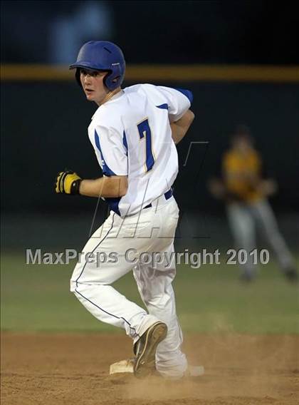 Thumbnail 2 in Stony Point vs Klein (Texas 5A Region II Playoffs) photogallery.