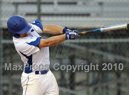Thumbnail 3 in Stony Point vs Klein (Texas 5A Region II Playoffs) photogallery.