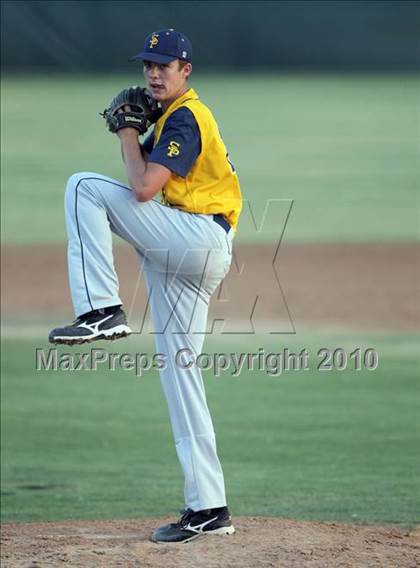 Thumbnail 1 in Stony Point vs Klein (Texas 5A Region II Playoffs) photogallery.