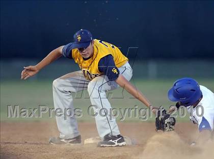 Thumbnail 1 in Stony Point vs Klein (Texas 5A Region II Playoffs) photogallery.