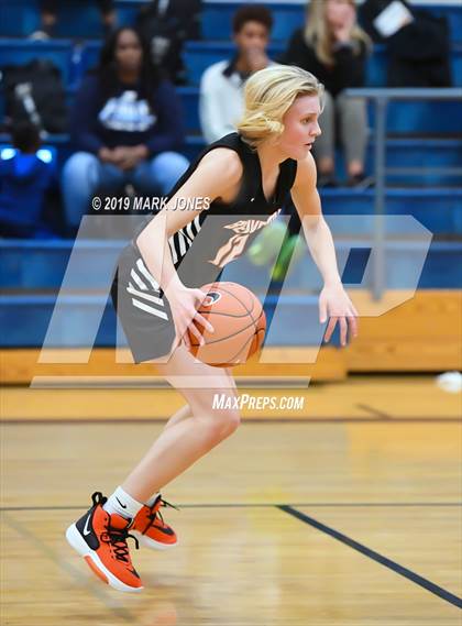 Thumbnail 3 in Beaverton vs. Centennial (Nike Tournament of Champions)  photogallery.