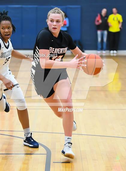 Thumbnail 1 in Beaverton vs. Centennial (Nike Tournament of Champions)  photogallery.
