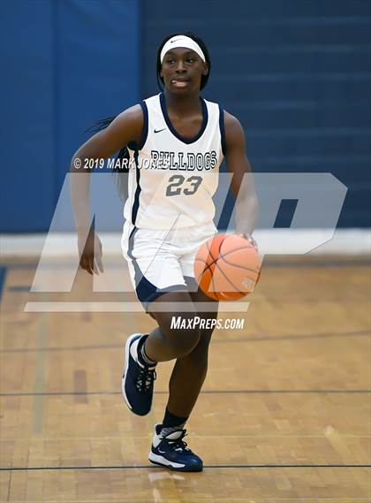 Thumbnail 2 in Beaverton vs. Centennial (Nike Tournament of Champions)  photogallery.