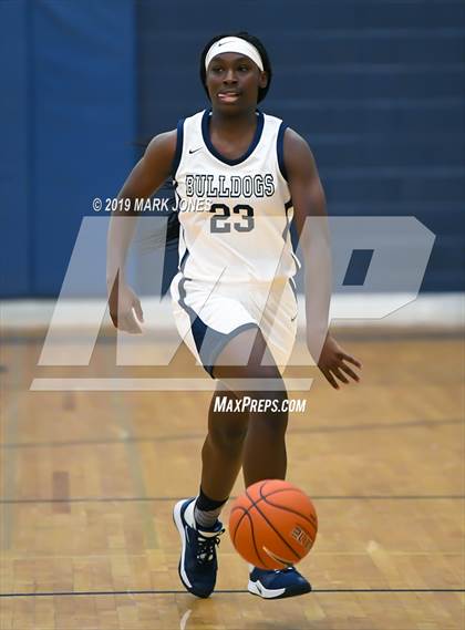 Thumbnail 3 in Beaverton vs. Centennial (Nike Tournament of Champions)  photogallery.