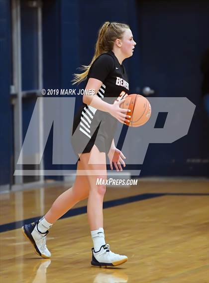 Thumbnail 1 in Beaverton vs. Centennial (Nike Tournament of Champions)  photogallery.