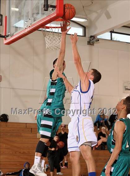Thumbnail 3 in Sultana vs. Brawley (MaxPreps Holiday Classic) photogallery.