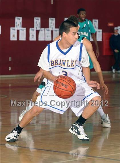 Thumbnail 2 in Sultana vs. Brawley (MaxPreps Holiday Classic) photogallery.