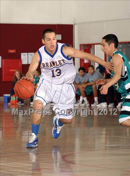 Thumbnail 1 in Sultana vs. Brawley (MaxPreps Holiday Classic) photogallery.