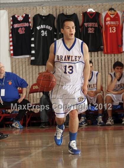 Thumbnail 2 in Sultana vs. Brawley (MaxPreps Holiday Classic) photogallery.