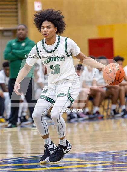 Thumbnail 2 in Moreau Catholic vs. Lincoln photogallery.