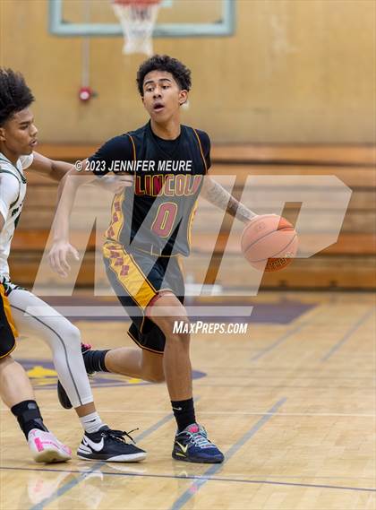 Thumbnail 3 in Moreau Catholic vs. Lincoln photogallery.
