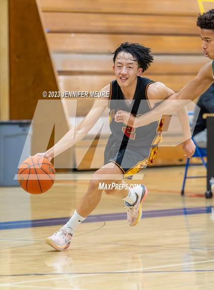 Thumbnail 2 in Moreau Catholic vs. Lincoln photogallery.
