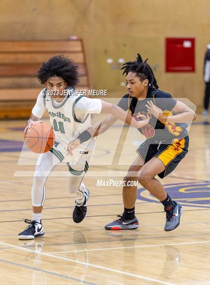 Thumbnail 1 in Moreau Catholic vs. Lincoln photogallery.