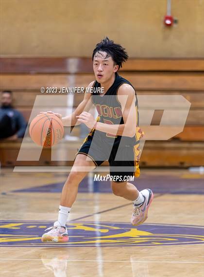 Thumbnail 1 in Moreau Catholic vs. Lincoln photogallery.