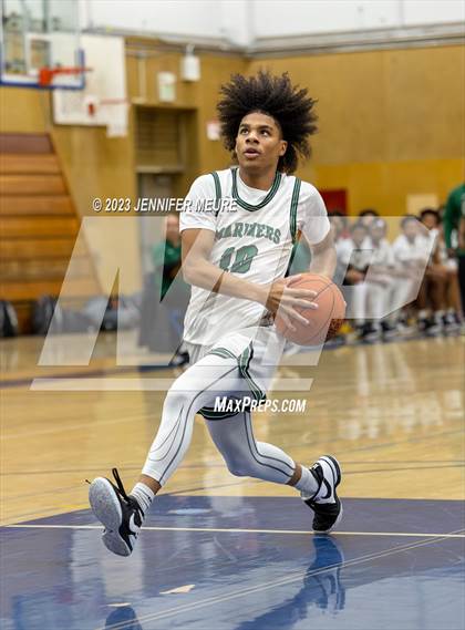 Thumbnail 2 in Moreau Catholic vs. Lincoln photogallery.