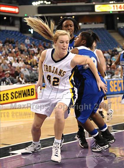 Thumbnail 1 in Oak Ridge vs. Valley (CIF SJS D2 Final) photogallery.
