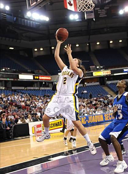 Thumbnail 1 in Oak Ridge vs. Valley (CIF SJS D2 Final) photogallery.