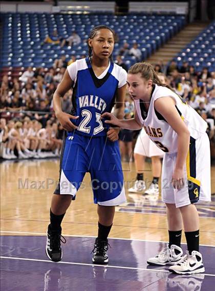 Thumbnail 3 in Oak Ridge vs. Valley (CIF SJS D2 Final) photogallery.