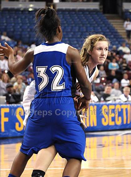 Thumbnail 3 in Oak Ridge vs. Valley (CIF SJS D2 Final) photogallery.
