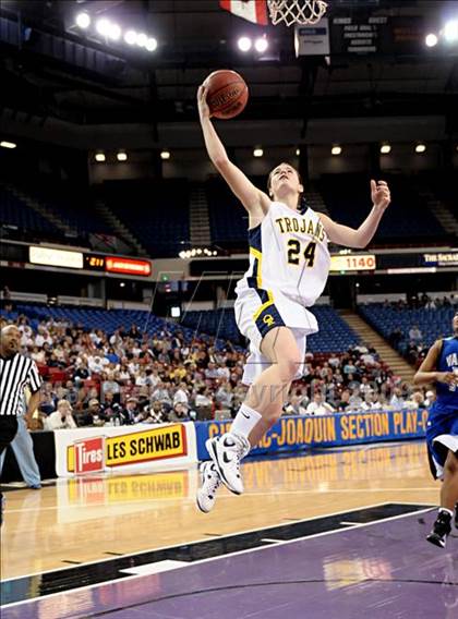 Thumbnail 3 in Oak Ridge vs. Valley (CIF SJS D2 Final) photogallery.