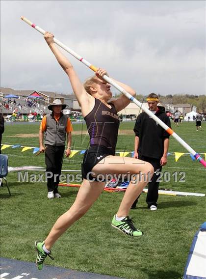 Thumbnail 2 in Mullen Runner's Roost Invitational (Girls Pole Vault) photogallery.