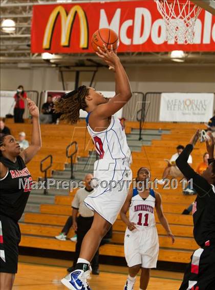 Thumbnail 1 in MacArthur vs Duncanville (McDonald's Texas Invitational) photogallery.