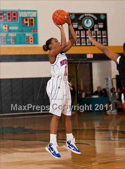 Thumbnail 2 in MacArthur vs Duncanville (McDonald's Texas Invitational) photogallery.