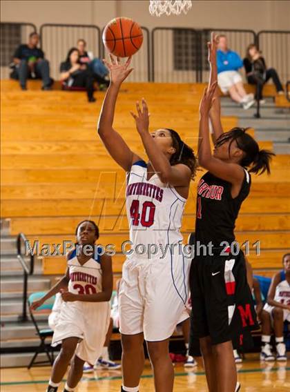 Thumbnail 3 in MacArthur vs Duncanville (McDonald's Texas Invitational) photogallery.