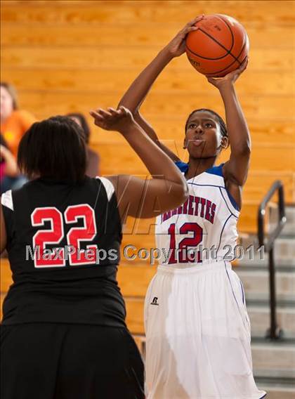 Thumbnail 3 in MacArthur vs Duncanville (McDonald's Texas Invitational) photogallery.